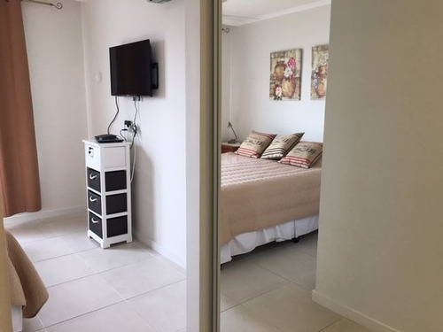 Venta De Apartamento 2 Dormitorios En Brava, Punta Del Este.
