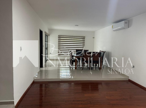 Casa En Residencial Privado, Col. Scally, Los Mochis Sinaloa