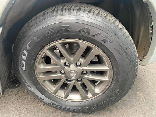 Toyota Hilux Srv 3.0 4x4 Aut.