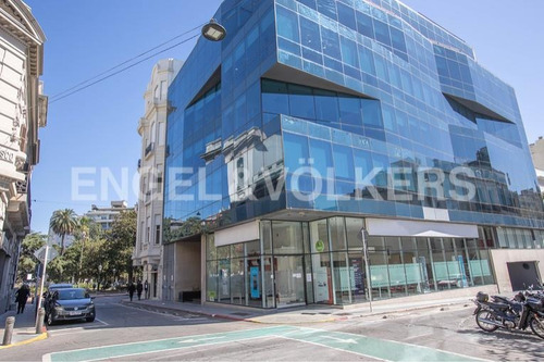 Imagen 1 de 13 de Oficinas Premium En Alquiler En La Ciudad Vieja