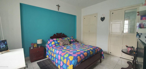 Vendo Casa En Alfonso Lopez(bogota) Mls 21-1178