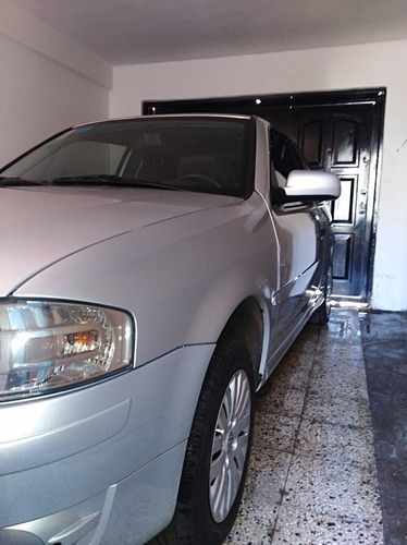 Volkswagen Gol 1.4 Power 83cv 2011