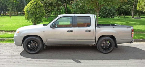 Mazda Bt 50 2013 Mt 4x2 Gasolina