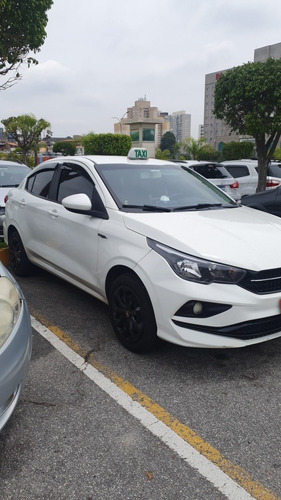 Imagem 1 de 1 de Fiat Cronos 2019 1.3 Drive Flex 4p