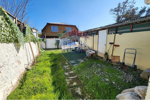 Casa 4d + 1b Con Patio