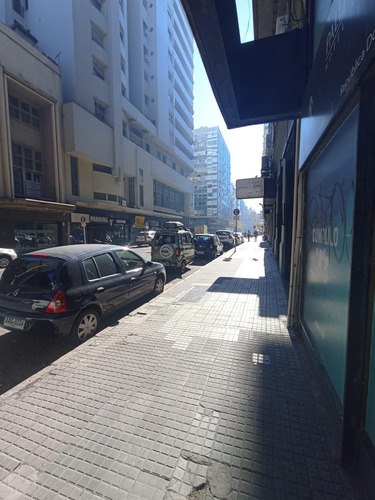 Venta Apartamento 3 Dormitorios Centro