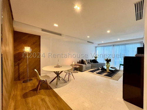 Hermoso Apartamento Con Terraza En Los Naranjos De Las Mercedes 24-25147