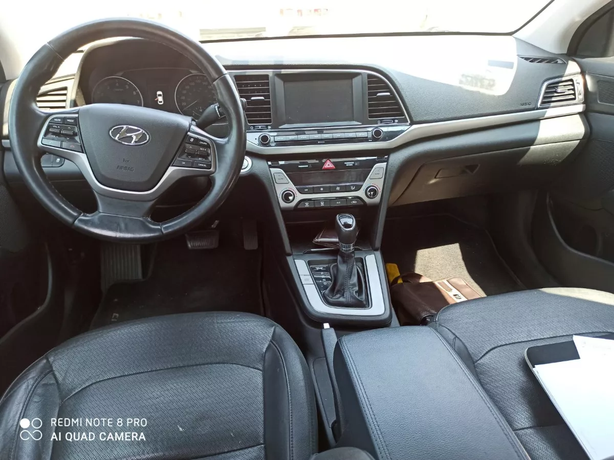 Hyundai Elantra 2.0 Limited Tech Navi At