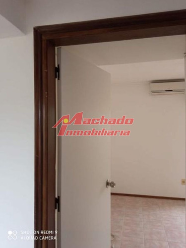 Imagen 7 de 16 de Venta De Apartamento De Dos Dormitorios En Maldonado