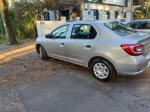 Imagen 3 de 7 de Renault Logan 1.6 Authentique 85cv 2019