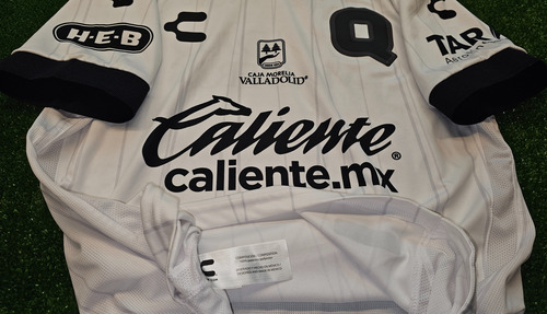 Queretaro Camiseta Suplente Talle L 2022 (Usado)