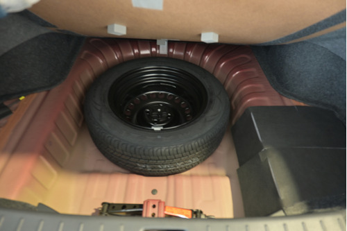 Nissan V-Drive 1.6 Mt A/C Audio