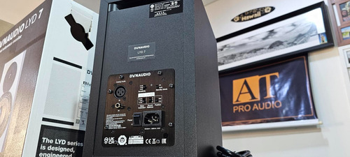 Dynaudio Lyd7 B Monitor Ativo Distribuidor Oficial No Brasil
