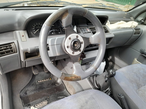Renault Clio 1.6 Rn BerlÃna
