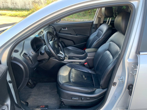 Imagem 9 de 15 de Kia Sportage 2.0 Ex 4x2 16v Flex 4p Automático