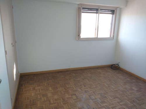 Imagen 4 de 19 de Excelente Departamento 4 Ambientes. Excelentes Vistas. Impecable.