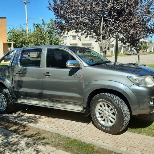 Toyota Hilux Srv 4x4 Año 2012 3.0