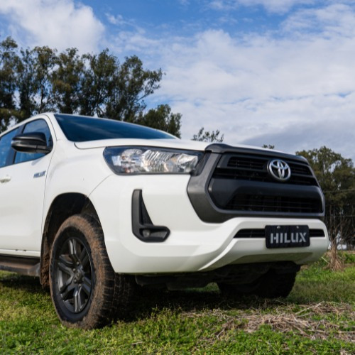 Hilux 4x4 Dc Srv 2.8 Mt 2024