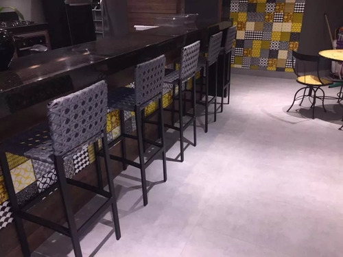 Banqueta Em Fibra Sintetica Para Cozinha, Bar, Balcão