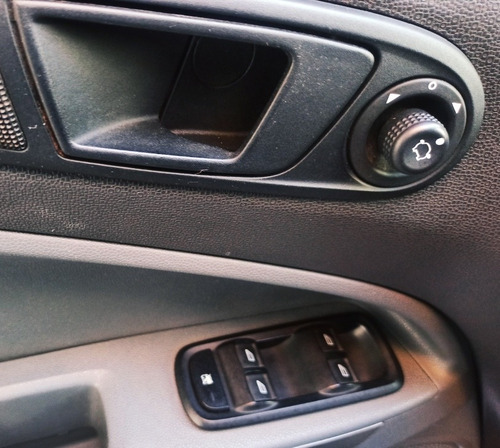 Imagen 10 de 11 de Ford Ecosport Se