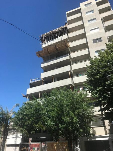 Imagen 8 de 10 de Crespo Y Salta - Amplia Y Cómoda En Pb