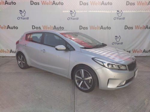 Imagen 2 de 12 de Kia Forte Sx Hb Std 2018