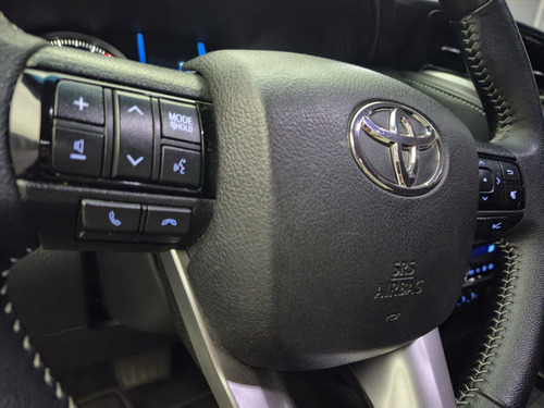 Toyota SW4 SRX 2.8 4x4 AT