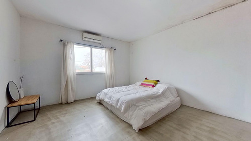 Casa En Vicente Lopez - Venta