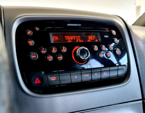 Imagem 7 de 12 de Fiat Idea Essence 1.6 16v E.torq (flex)