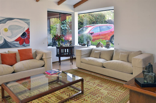 Casa En Venta De 5 Dorm .san Carlos Apoquindo Las Condes