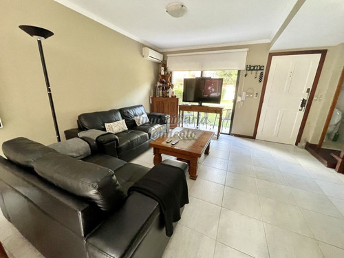 Imagen 2 de 20 de Venta Apartamento Tipo Casa 3 Dormitorios Próximo A Roosevelt
