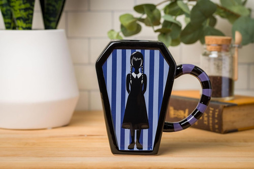 Búfalo De Plata Miércoles Addams ¿qué Haría El Miércoles?...