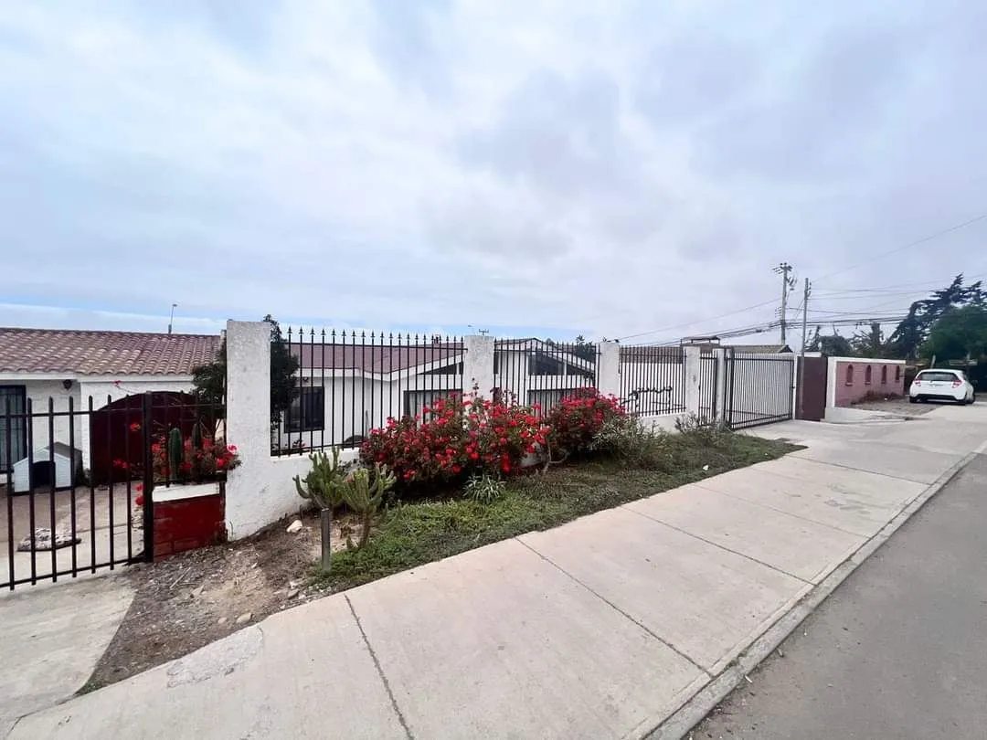 Imagen 3 de 19 de Casa En La Serena, Coquimbo, Calle Cisternas