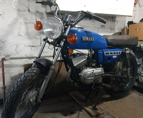 Yamaha  Rx 100 