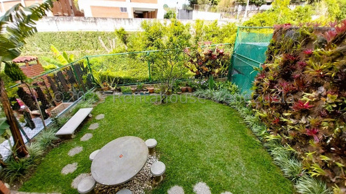 Fenomenal Townhouse Con Excelente Distribución En La Boyera. #24-16218