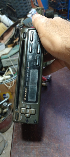 Rádio Automotivo Pioneer Sem Testar Está Sem O Chicote No Es (Usado)