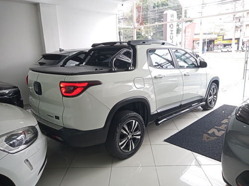 Fiat Toro 2.0 Freedom 4x4 Aut. 4p Automática