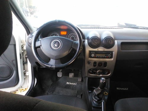 Renault Logan 2010 1.6 Pack Gnc Blanco
