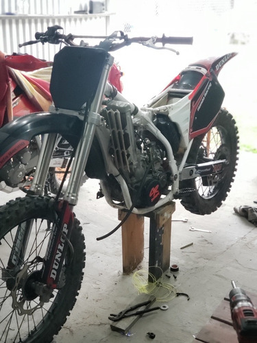 Imagen 2 de 11 de Honda Cr 250