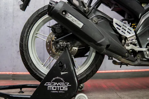 Yamaha R15 150 2014