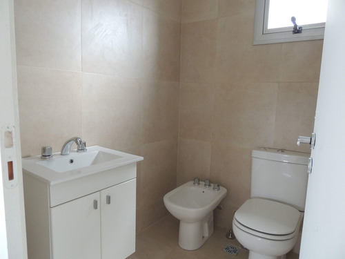 Imagen 12 de 22 de Departamento 3 Ambientes Venta Monte Castro Nuevo