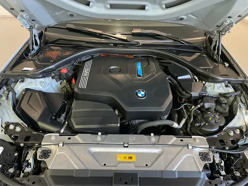 Bmw Serie 3 2023 4p 330e Sport Line Hibrido L4/2.0/t Aut