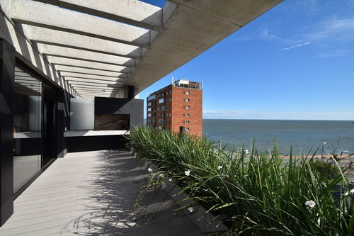 Apartamento En Venta De 2 Dormitorios En Barrio Sur