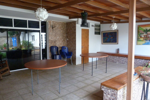 Imagen 15 de 28 de Casa Quinta De 2 Niveles. Muy Cerca Del Ávila Parte Alta Sebucán De Oportunidad