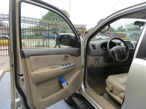 Toyota Fortuner Sr5 4x2 2700cc At Aa