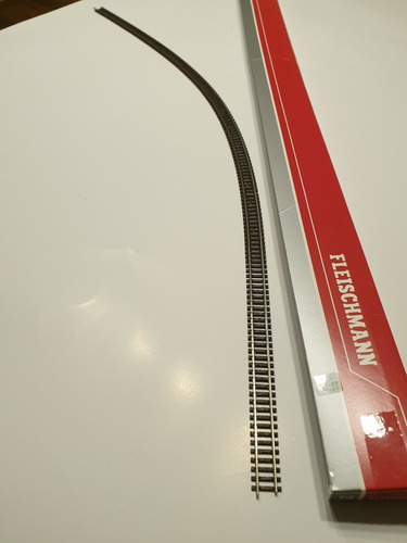 Imagen 2 de 3 de Vìa Fleischmann Escala N Flexible 22200, 73 Cm