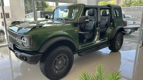 Ford Bronco 2.7L V6 Bi-Turbo BADLANDS