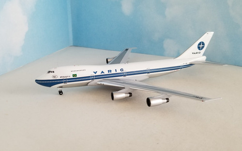 Miniatura Avião Aeroclassics 1:400 Varig Boeing 747-200