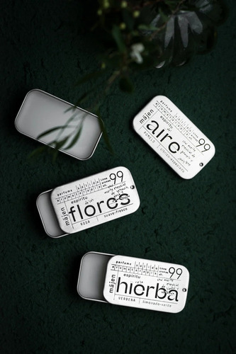 Perfume Compacto Majen - Espiritu De La Hierba Tipo de envase Pote
