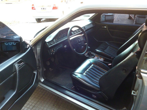 Imagen 9 de 13 de Mercedes Benz 230 Ce Coupe 1988